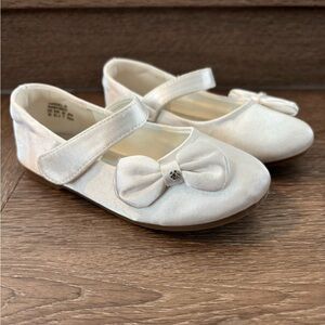 Dream Pairs Toddler Dress Shoe - Toddler size 8